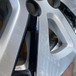 プリウス純正ホイール　１５×６５　５Ｈ１００　40