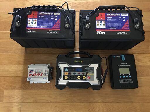 バンライフ改造のサブバッテリーシステム一式です。