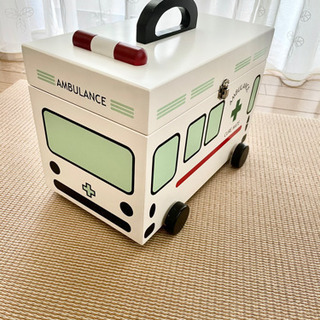 【セット割引可】救急箱(救急車型)AMBULANCE