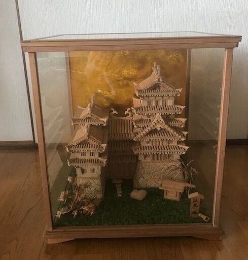 お城の模型　木製
