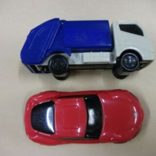子供のおもちゃ　車　3種類3個 