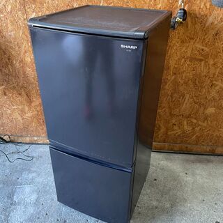J2606　シャープ　冷蔵庫　137L　2010年