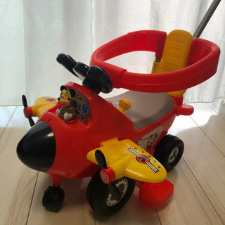 ミッキーマウス　乗用玩具　飛行機　ライドオン
