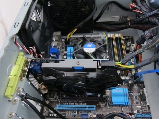 CORE i5 3550 GTX650 電源650w 80plus titanium 前面USB多数ポート DVD
