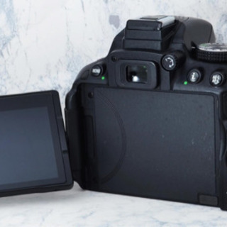初心者向け○Wi-Fi内蔵○簡単自撮り○SDカード付き○ニコン D5300 1