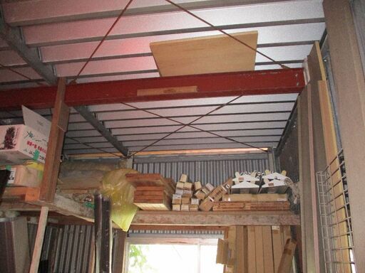 沖縄県のその他 建て替えで、折板屋根倉庫を譲ります。ワイヤーフック 