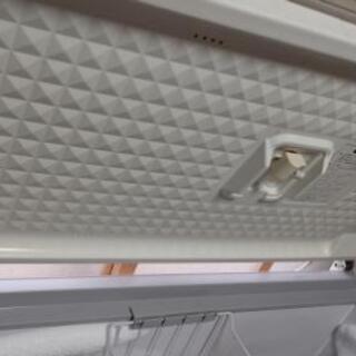ナショナル 冷凍庫 NR-FC28A-W NR-FC22FF 概要 - 冷凍庫（直冷式） | 冷蔵庫 | Panasonic