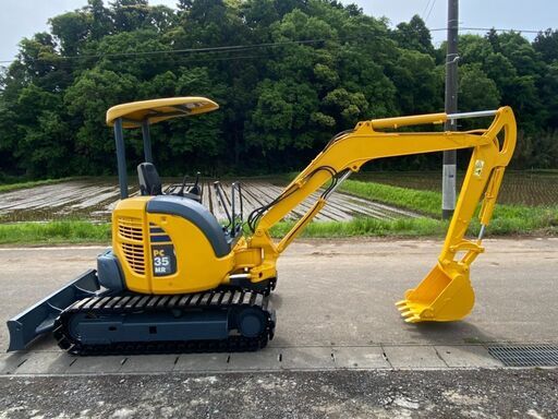 コマツ PC35MR-2 3トンクラス 小旋回 ミニ油圧ショベル