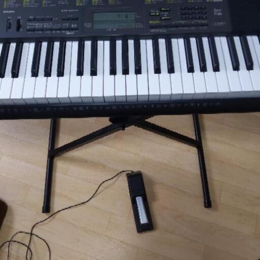 電子ピアノ　CASIO