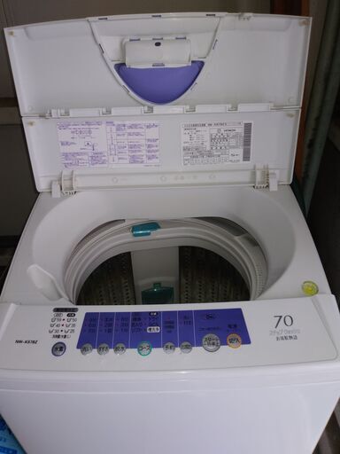 格安中古短期使用　全自動洗濯機　７ｋｇ　ＨＩＴＡＣＨＩ　ＮＷ－ＫＳ７ＢＺ　２００５年　ステンレス槽、風呂給水お湯取り物語機能付き、。使用感少