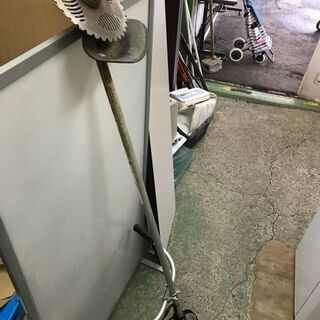 今だけチャンス！「ジモティー」見たよ！で通常特価10,978円より2,000円引きの8,978円!  やまびこ  エコー ECHO　肩掛式　両手ハンドル　２サイクルエンジン刈払機　草刈機　EGT220