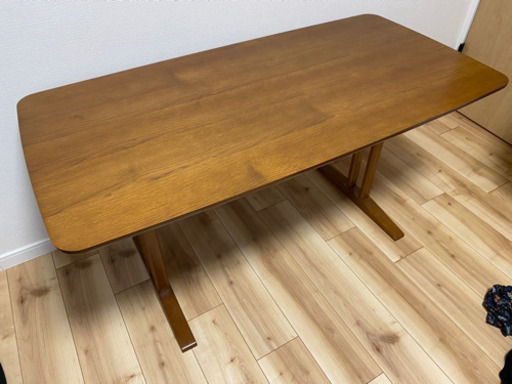 カリモク60 カフェテーブル