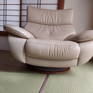 カリモクのソファー