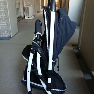 アップリカ ラクーナエアAC トリコロールボーダーBK