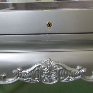 N3043 店舗用 ガラスケース ショーケース シルバー ロング ディスプレイ 店舗什器 インテリア 鍵付き ジュエリーケース 中古 福井 