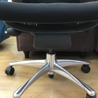 【取りに来れる方限定】Herman  Millerのエンボディチェアです！！！！！！
