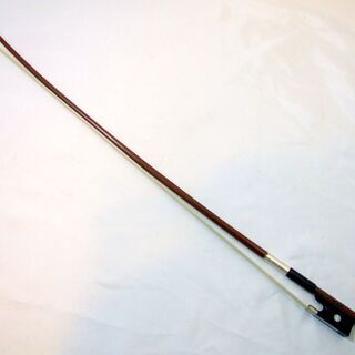 メンテ済み スズキバイオリン No300 3/4 状態良好 美品セット 1977年 毛替え済み弓 アジャスター内臓テールピース ナイロン弦 搭載 四角ケース 全国発送対応 中古バイオリン 愛知県清須市より 管理（カ）8374