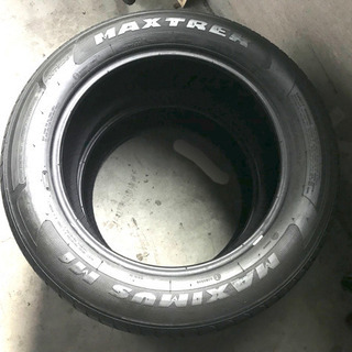 【値下げしました】中古タイヤ2本 215/60R17