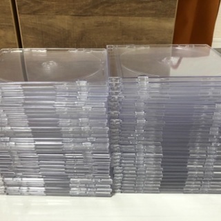 Blu-rayケース61枚、DVDケース12枚