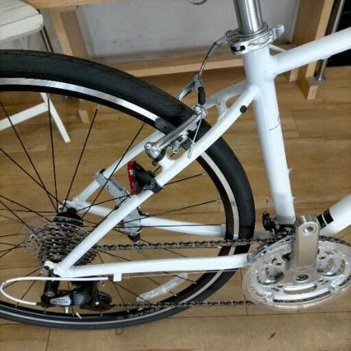 新車❱エスケープ R3 24段変速サイズXS ホワイト GIANT ESCAPE R3