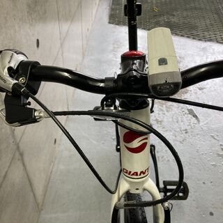 カッコイイ。GIANT　ESCAPE　JR24　White