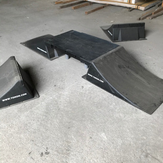 お取引き中　スケボー用ランプセット-【新品CALVIN KLEIN カルバンクラインキルティングジャケットブラック