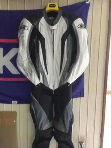 speed of sound　レーシングスーツ　革ツナギ　サーキット走行