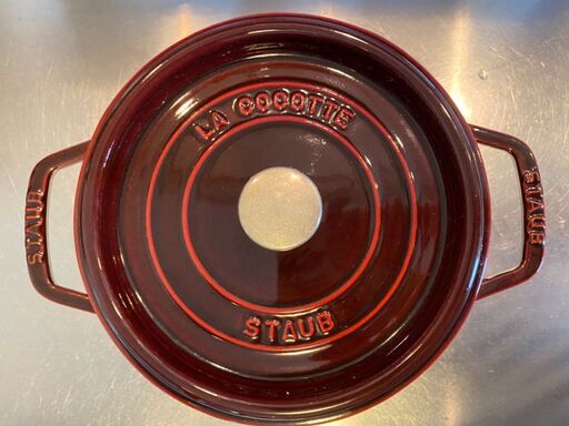 Staub ストウブのピコ ココット ラウンド グレナディンレッド 22cm