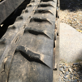 商談中　　スイカ収穫専用で使った油圧ダンプリフト運搬車