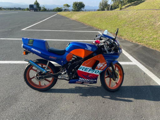 実働　 HONDA NS-1 レプソルカウル