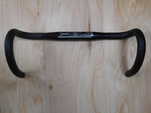 Deda RHM01 ロードバイクドロップハンドルバー (potatos) 赤坂のその他の中古あげます・譲ります｜ジモティーで不用品の処分