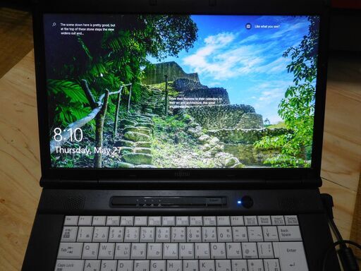 FUJITSU LifeBook A572/F ノートパソコン (i3-3110M 2.40GHz, 4GB, Windows 10 Home)