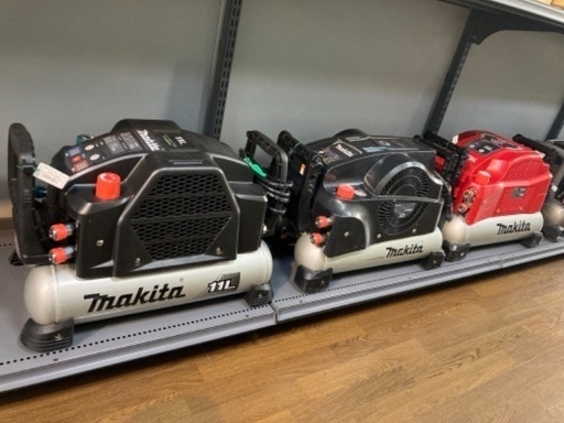 マキタ　エアコンプレッサ