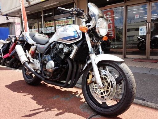 NO.3813　ＣＢ４００ＳＦＶ ＳＰＥＣⅡ　ＶＴＥＣエンジン　ＥＴＣ付き　グリップヒーター付き　ＵＳＢ電源付き　エンジンガード　ライトバイザー付き　スペンサーカラー（シルバー＆ブルーライン）　☆彡