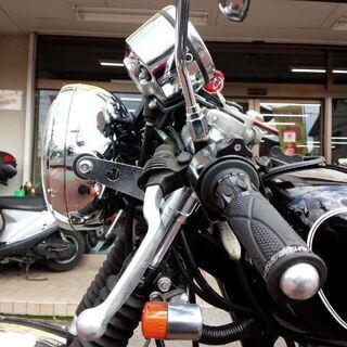 NO.3815　ＳＲ４００　空冷４サイクル単気筒　ＦＩ車　セパハン　バックステップ　ステンレスマフラー　ブラック　☆彡 NO.3815 SR400 空冷4サイクル単気筒 FI車 セパハン バック