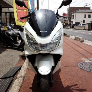 NO.3820　ＰＣＸ１２５（ＪＦ５６）　ＦＩ車　シガーソケット電源　オートシャッターキー　ホワイト　☆彡 NO.3820 PCX125（JF56） FI車 シガーソケット電源 オート