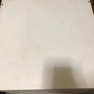 白の木製ボックス