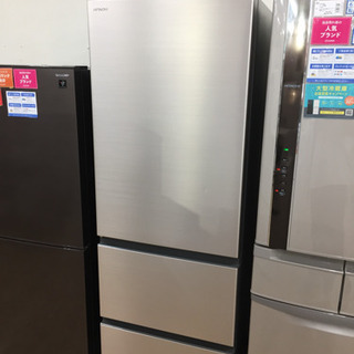HITACHI（ヒタチ）の3ドア冷蔵庫（R-V38NVL)のご紹介です 