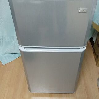 【取引中】ハイアール２ドア冷蔵庫１０６l