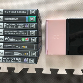DSライト2台とソフト8本のセット
