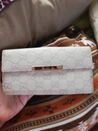 本物のGUCCI 財布 本物のGUCCI 財布