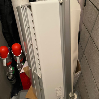 コロナ ウィンドウエアコン ルームエアコン  窓に取り付けタイプ これからのじきに