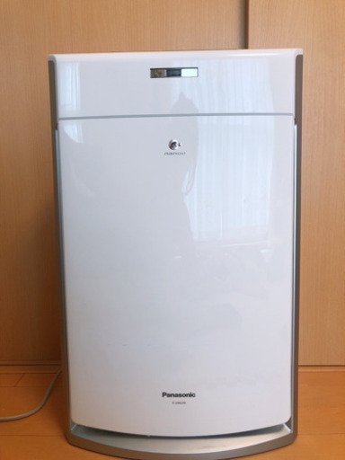 美品　Panasonic 空気清浄機　 F-VXG70-W