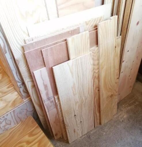 木材合板端材大量diy 焚き火 薪などに やんわり 八幡山の家具の中古あげます 譲ります ジモティーで不用品の処分
