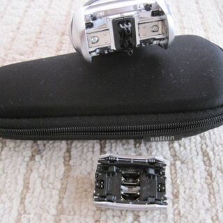 ブラウン メンズ電気シェーバー シリーズ7 7897cc 4カットシステム 水洗い/お風呂剃り可