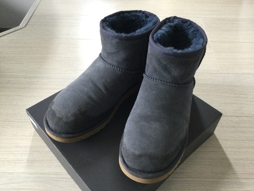 国内正規　UGG アグ　メンズクラシックミニ　ネイビー　25㎝　中古　ブーツ　ムートン！