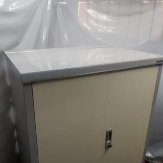 仙台市若林区若林⤴️⤴️美品/イナバ物置アイビーストッカーBJX-117D/鍵