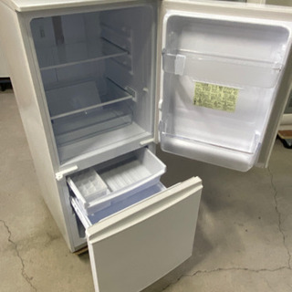 激安どっちもドア SHARP 2ドア冷蔵庫!! 配送可 2017年 137L