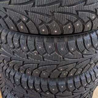 スパイク　タイヤホイール4本セット