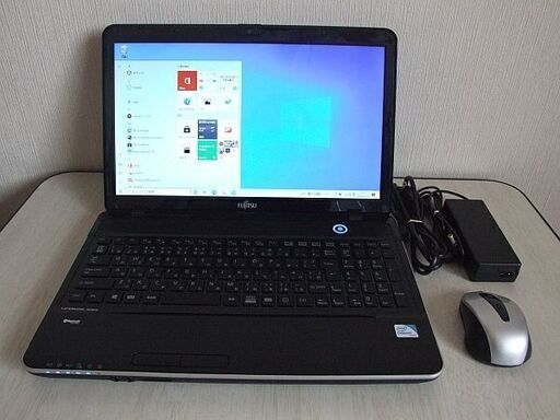 高速SSD120GB搭載　Fujitsu LIFEBOOK AH30/K ノートパソコン（3796）
